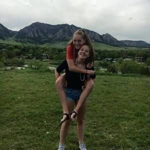 Meet your Posher, Tia